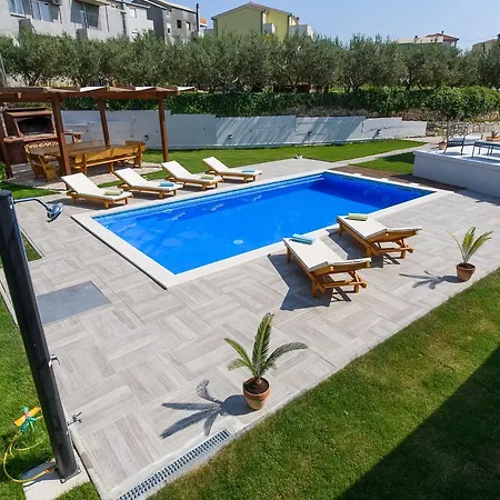 Dikic * Split